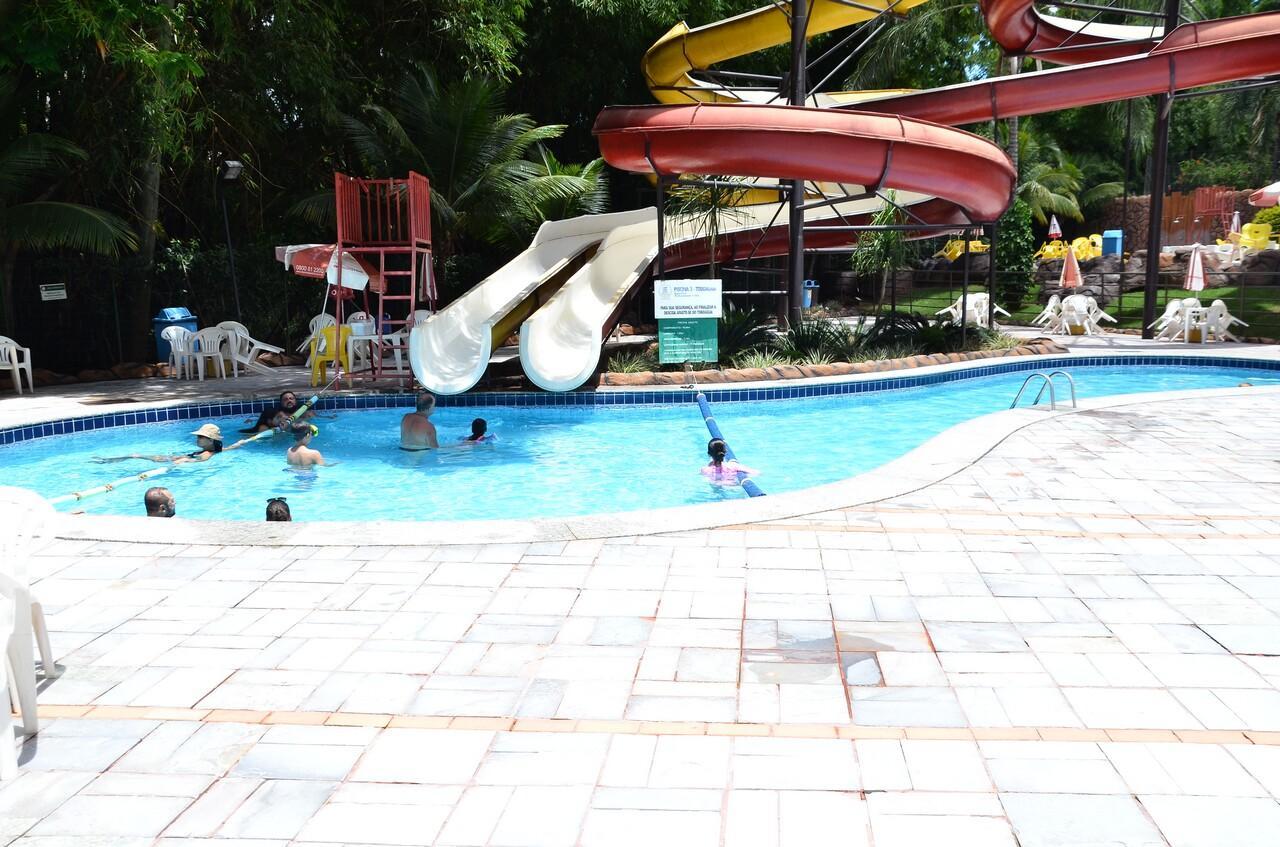 Apartamento Golden Dolphin Grand Caldas Novas Extérieur photo